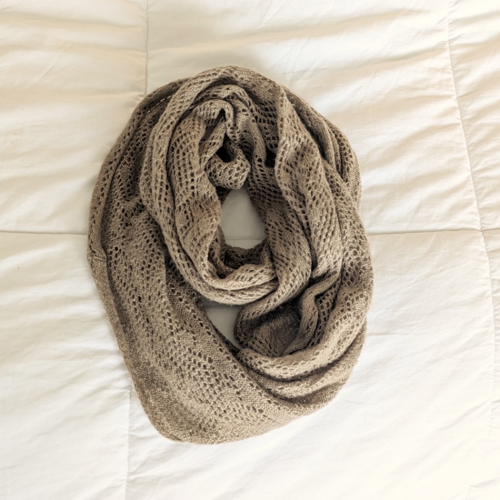Dillard's beige circle scarf